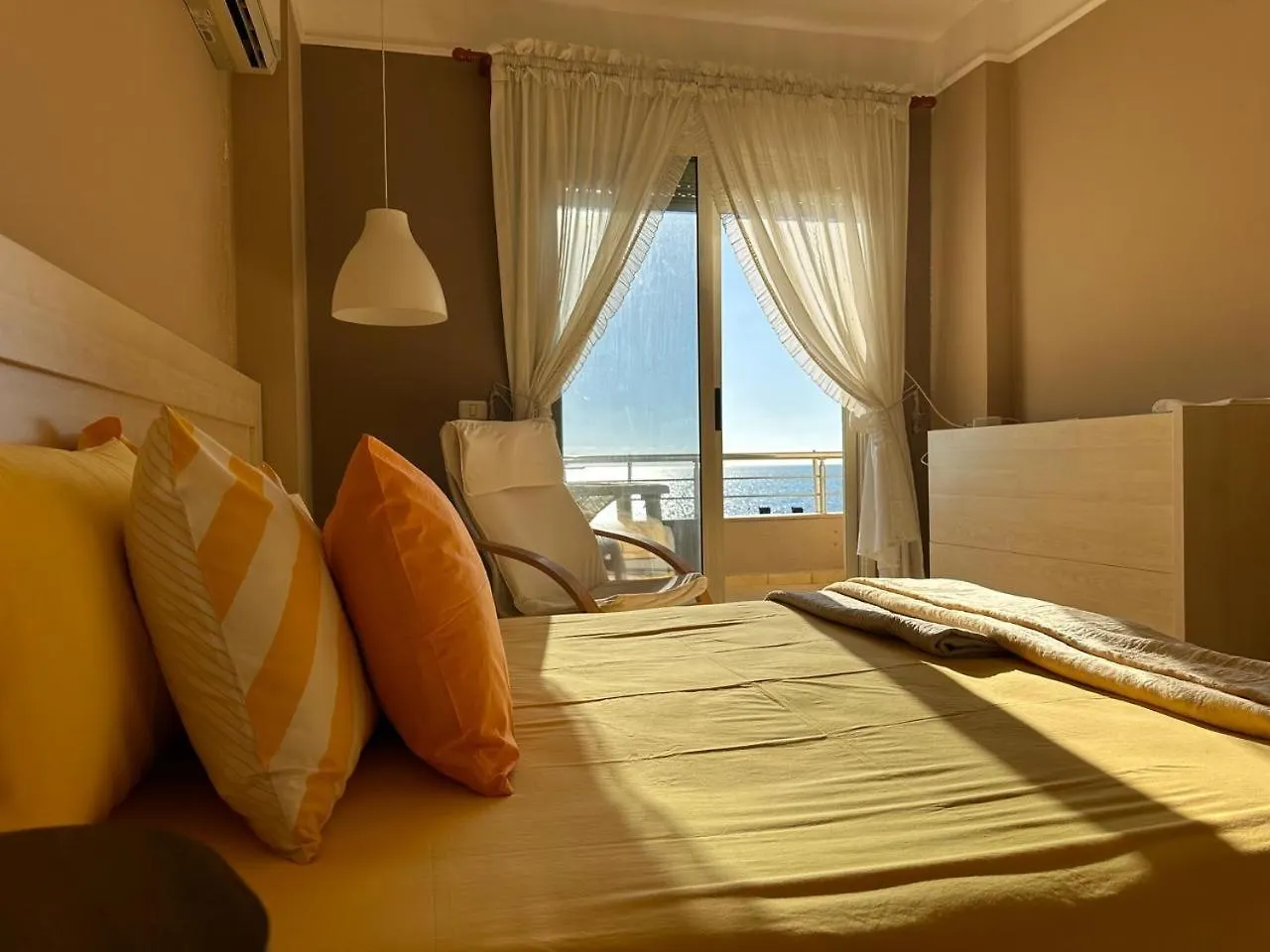 Beach View! Seaside Apartment contacts
